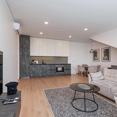 Apartment Spaciuos 1 Bd By Hostlovers *