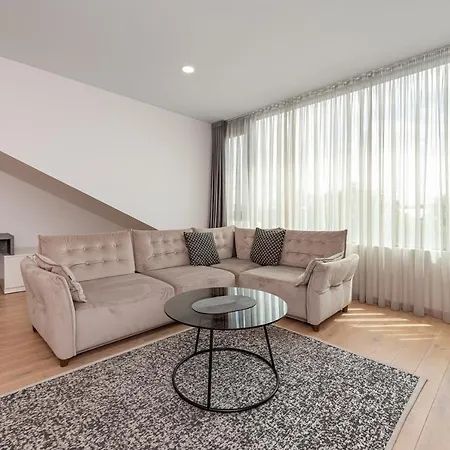 Spaciuos 1 Bd By Domvia