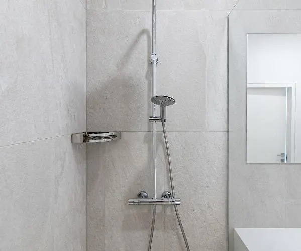 Spaciuos 1 Bd By Domvia Apartmán Kaunas