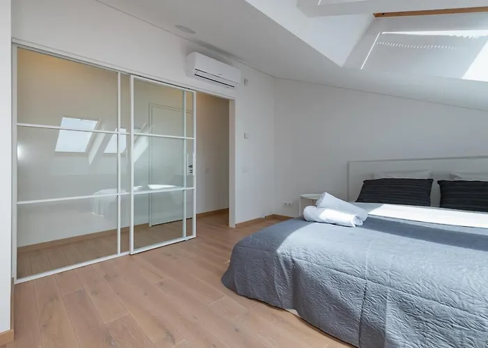 Spaciuos 1 Bd By Domvia *